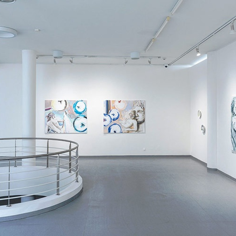 Andrea Bartošová: Za oknom