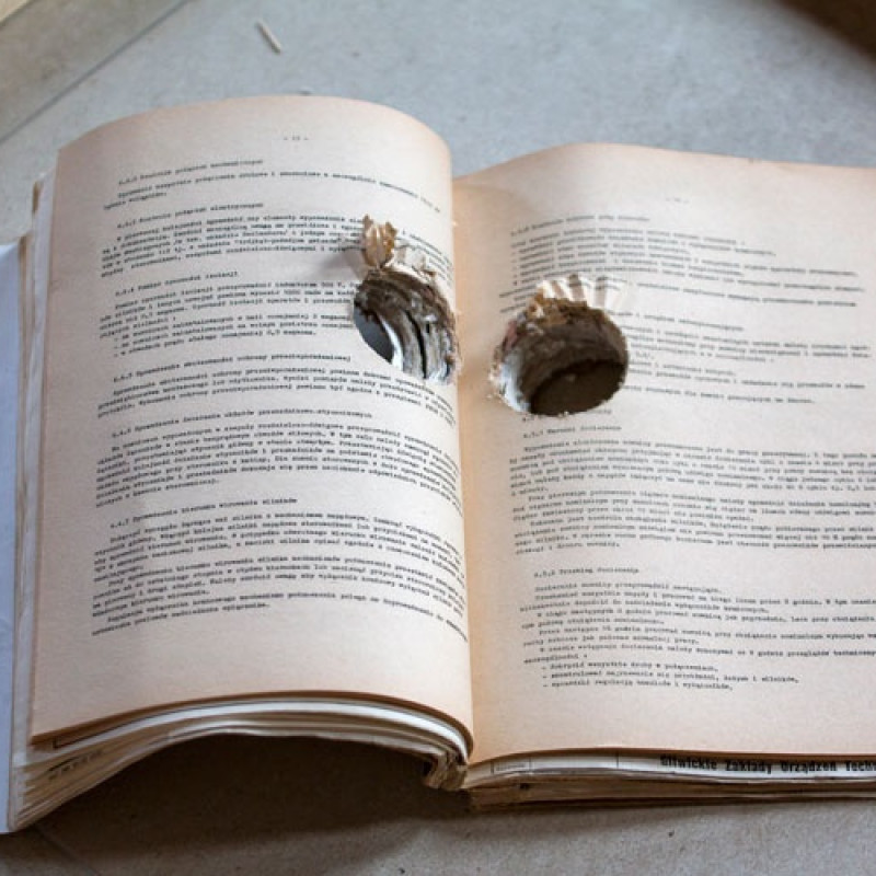 súčasť intervencie do priestoru synagógy