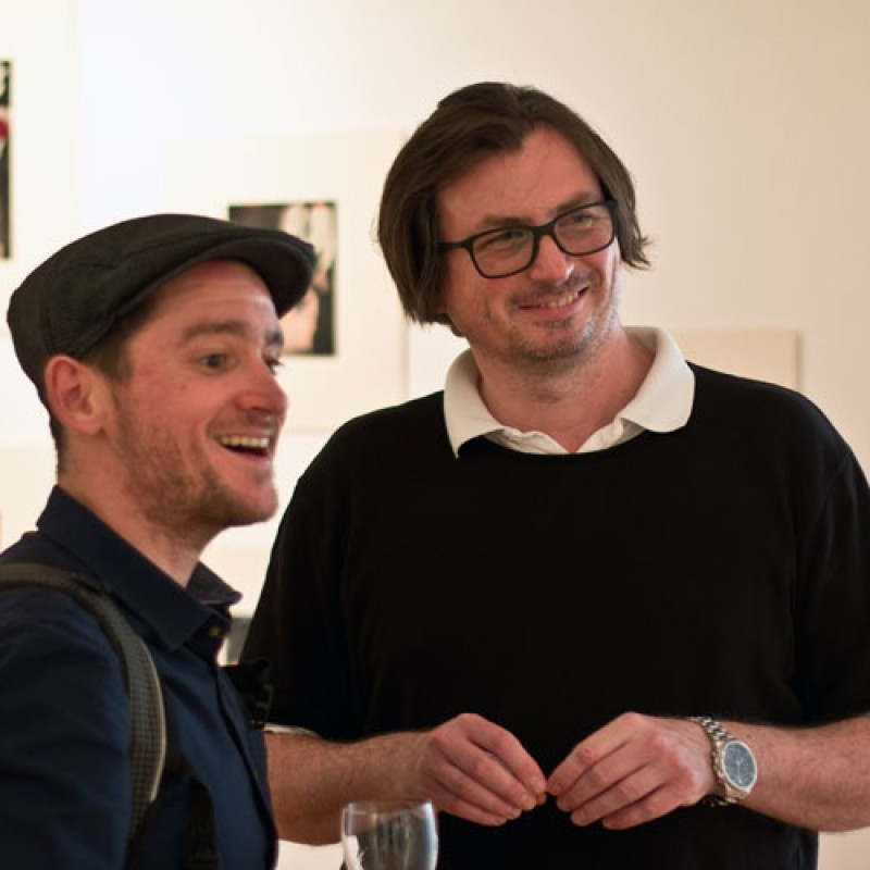 Omar Mirza v rozhovore s kurátorom výstavy