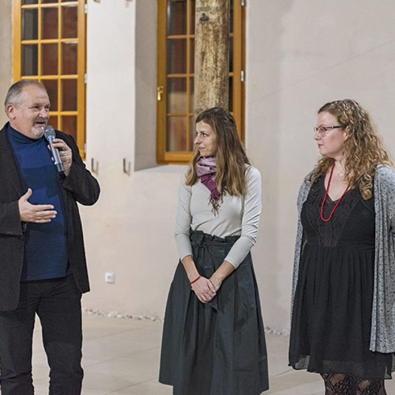 Lucia Veselá: Dobrodružná situácia