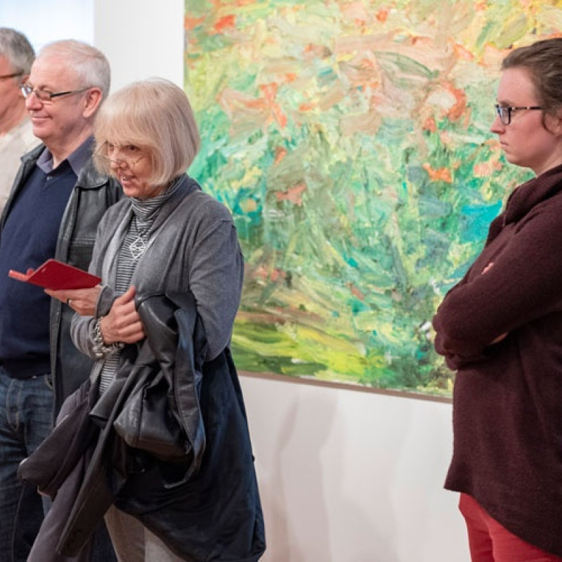 na komentovanej prehliadke výstavy Prízemie