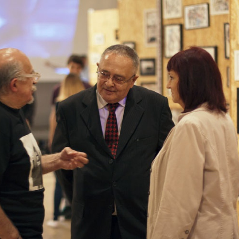 na vernisáži v Synagóge