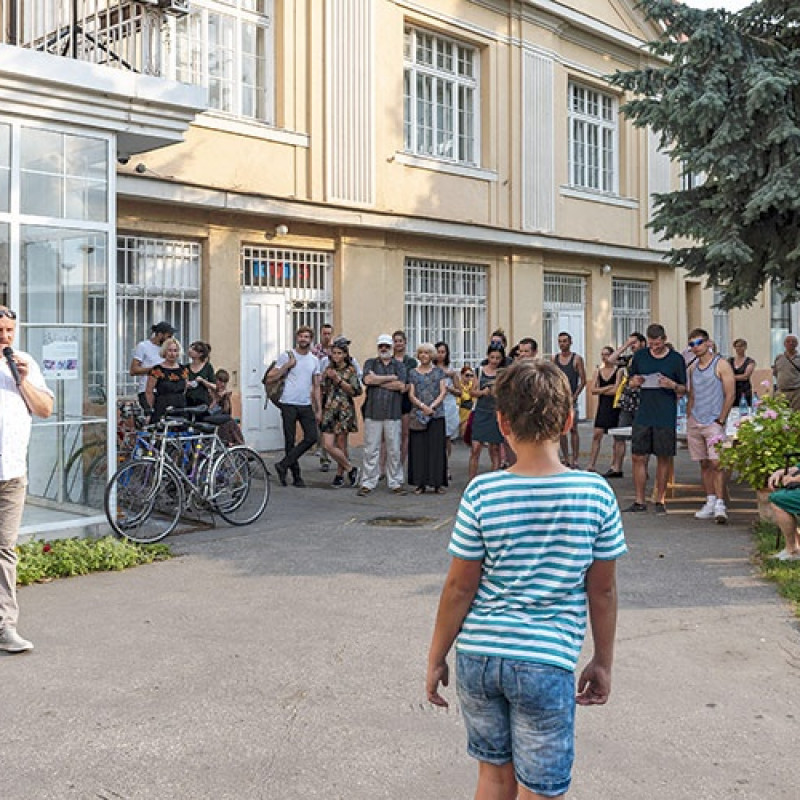 kurátorský príhovor