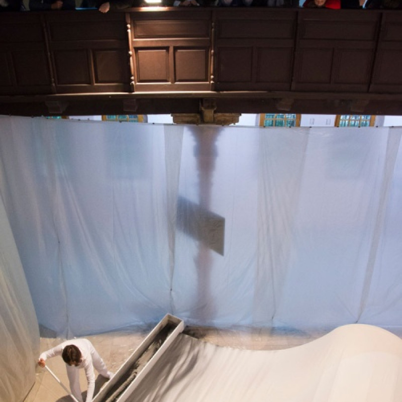 performance na vernisáži