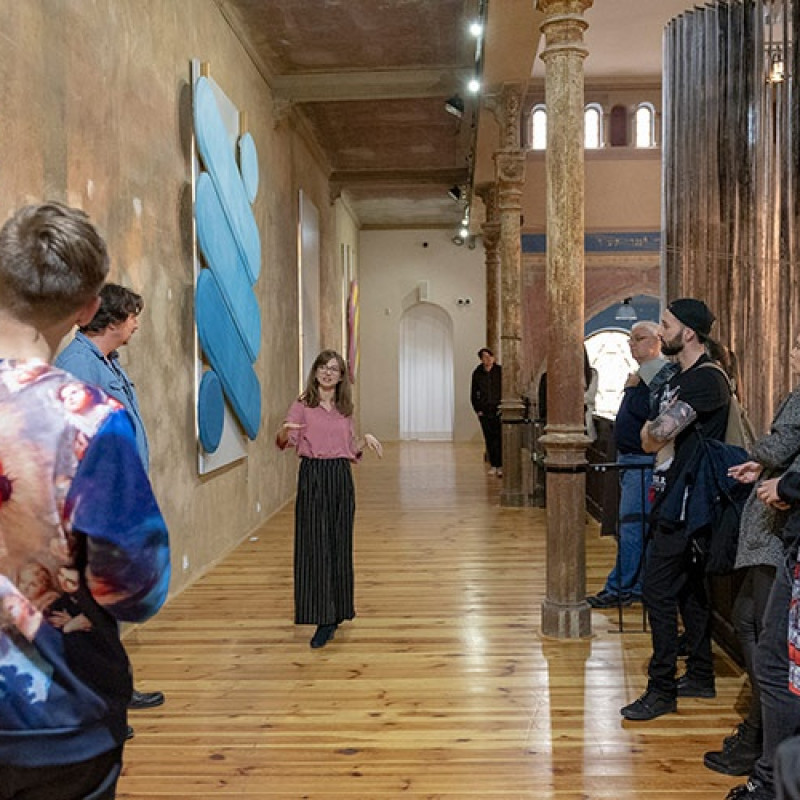 na komentovanej prehliadke