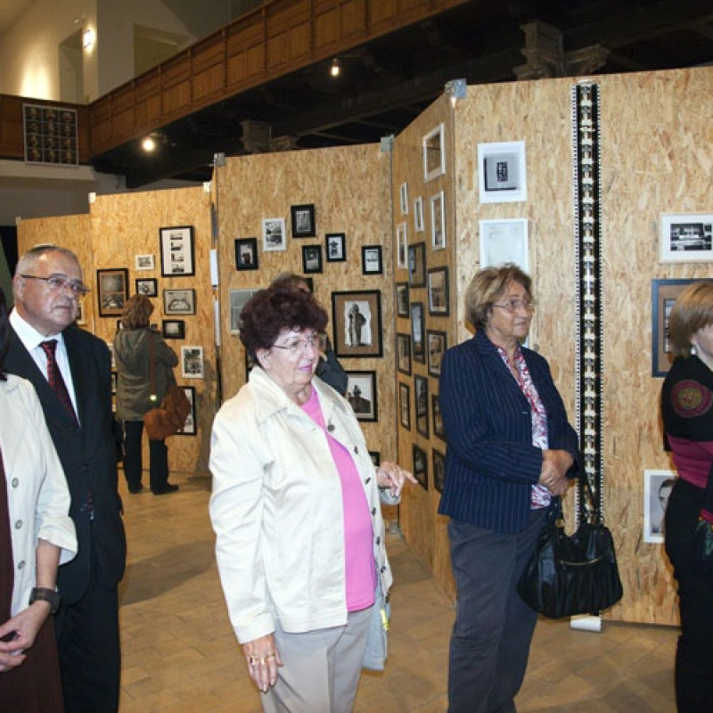 otvorenie výstavy Retro naj...