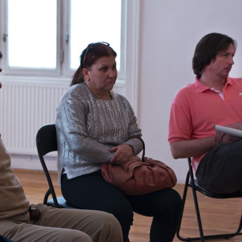 moderátor Roman Popelár /vpravo/