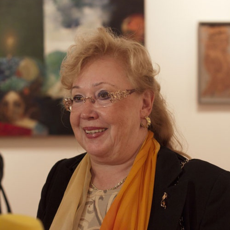 kurátorka výstavy PhDr. Dagmar Srnenská, PhD.