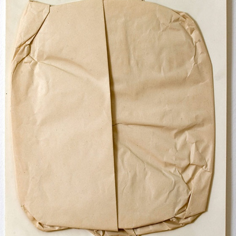 Július Koller, Umelecký futurologický objekt, 70. roky, papierový reliéf, 45x32,2 cm