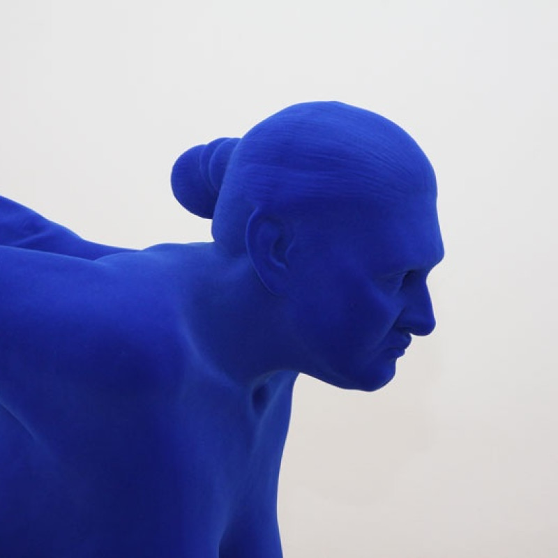 Kolíska, 2010, flockovaný epoxid, 125x40x60 cm, detail