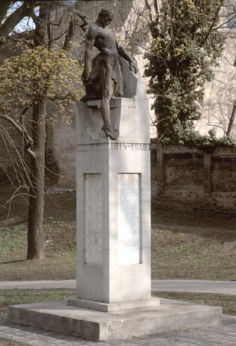 Pomník padlým v 1. svetovej vojne  1914 - 1918 v Trnave